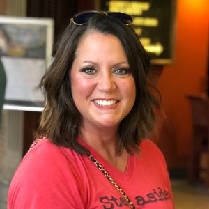 Meet your Posher, Jennifer